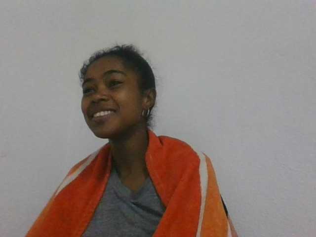 Phaniah1a live cam on BongaCams