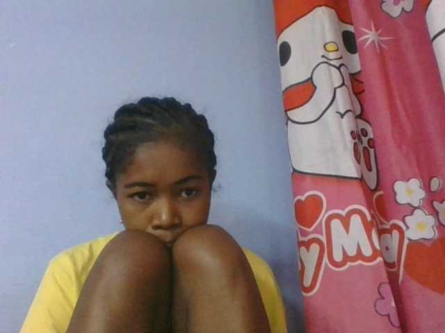 Phaniah1a live cam on BongaCams