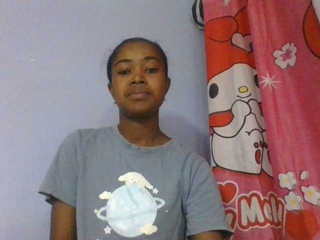 Phaniah1a live cam on BongaCams