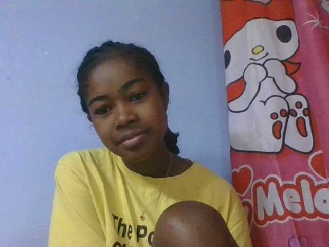 Phaniah1a live cam on BongaCams