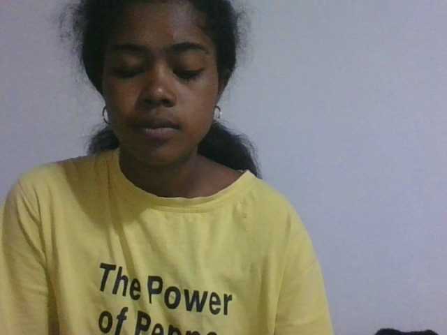 Phaniah1a live cam on BongaCams