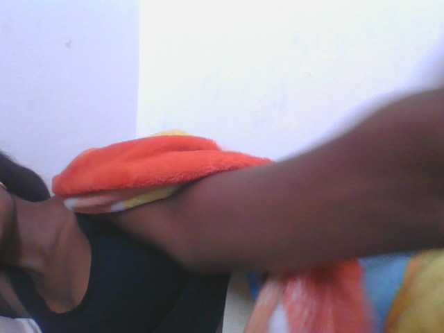 Phaniah1a live cam on BongaCams