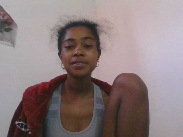 Phaniah1a live cam on BongaCams
