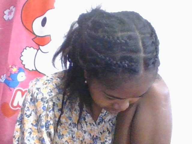 Phaniah1a live cam on BongaCams