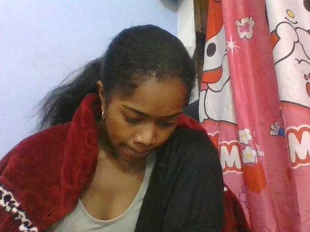 Phaniah1a live cam on BongaCams