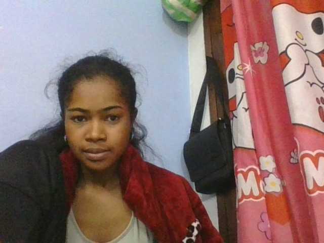 Phaniah1a live cam on BongaCams