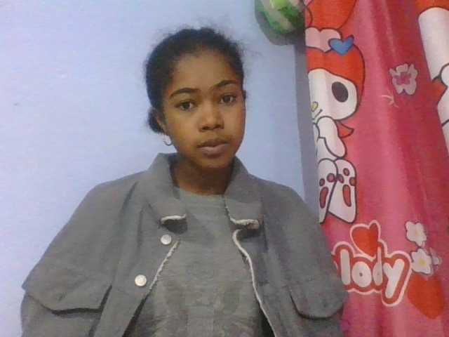 Phaniah1a live cam on BongaCams