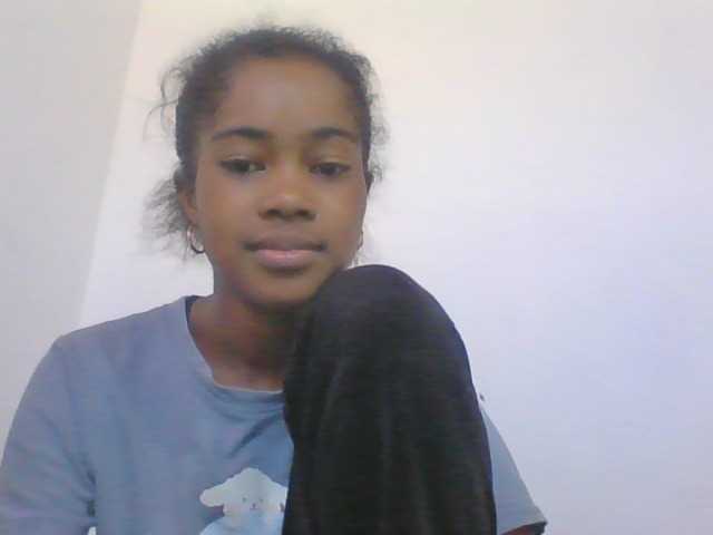 Phaniah1a live cam on BongaCams