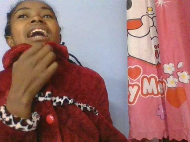 Phaniah1a live cam on BongaCams