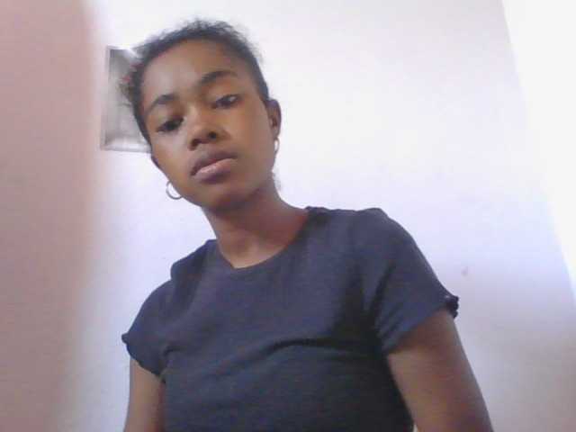 Phaniah1a live cam on BongaCams