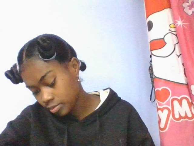 Phaniah1a live cam on BongaCams