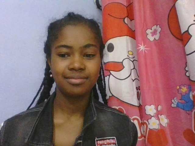 Phaniah1a live cam on BongaCams
