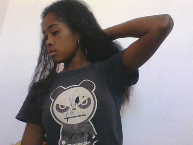 Phaniah1a live cam on BongaCams
