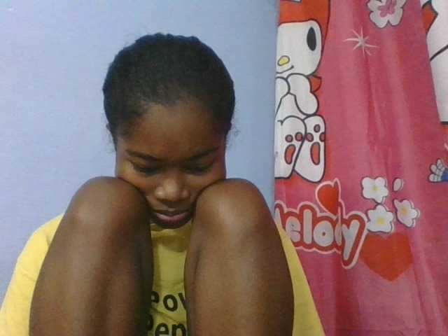 Phaniah1a live cam on BongaCams
