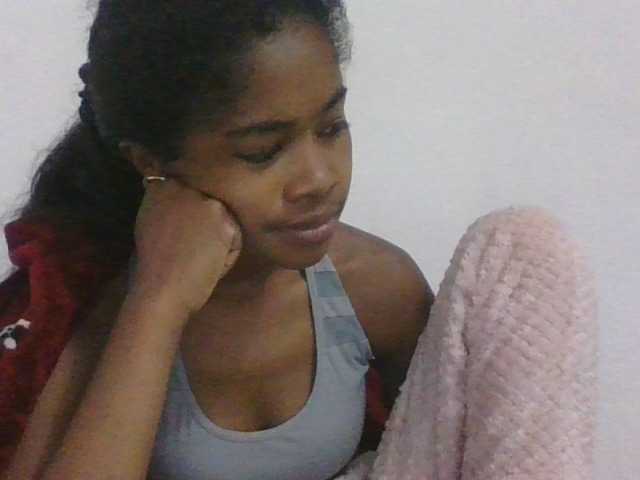 Phaniah1a live cam on BongaCams