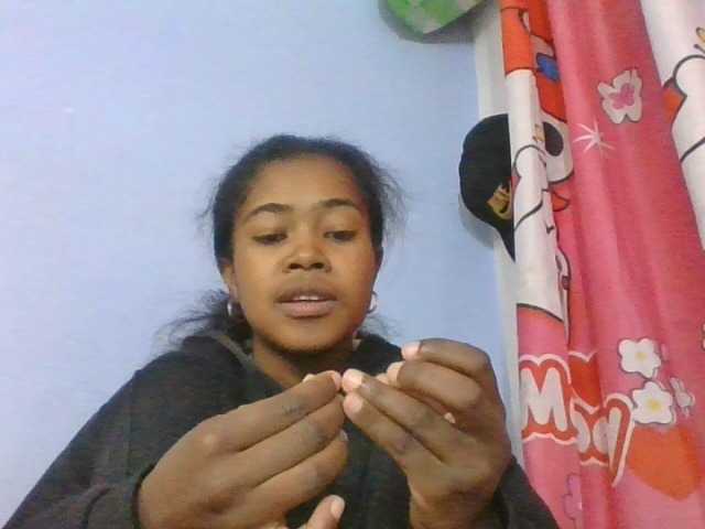 Phaniah1a live cam on BongaCams