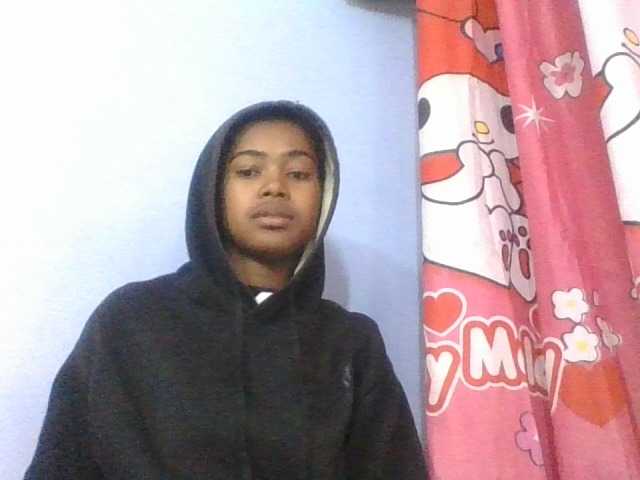 Phaniah1a live cam on BongaCams
