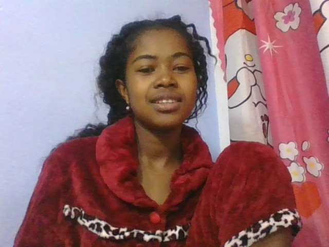 Phaniah1a live cam on BongaCams