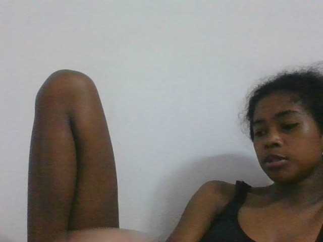 Phaniah1a live cam on BongaCams
