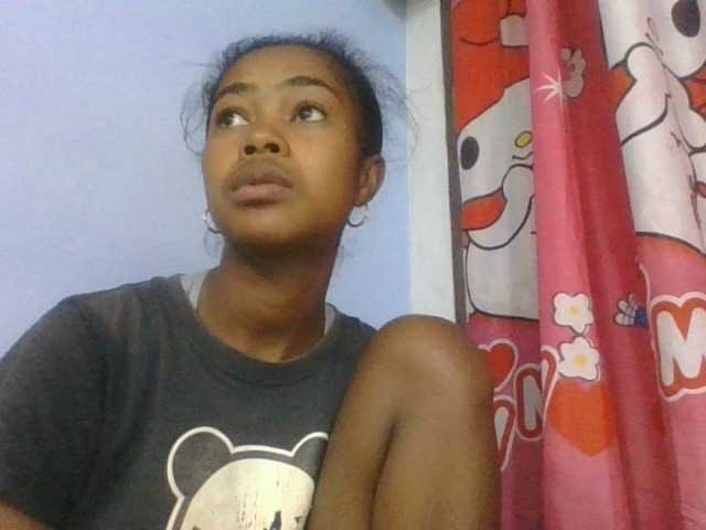 Phaniah1a live cam on BongaCams
