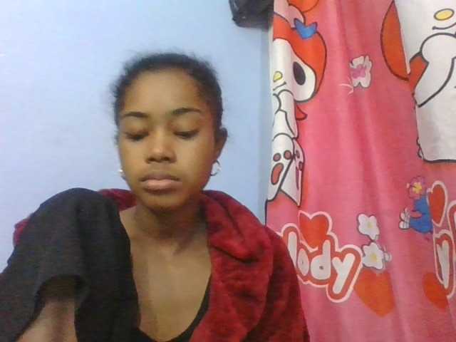 Phaniah1a live cam on BongaCams