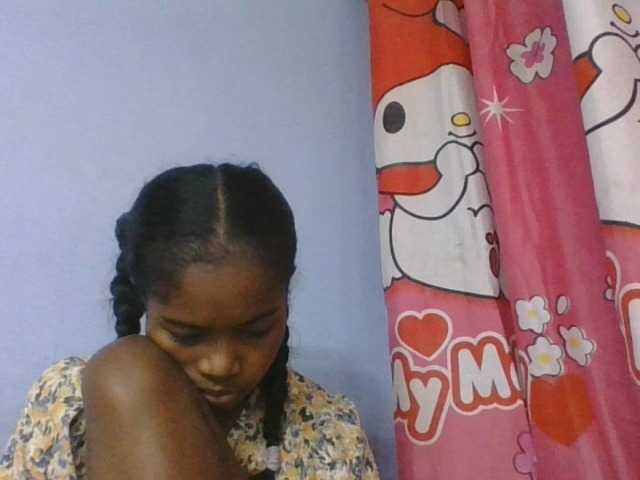 Phaniah1a live cam on BongaCams