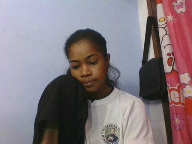 Phaniah1a live cam on BongaCams