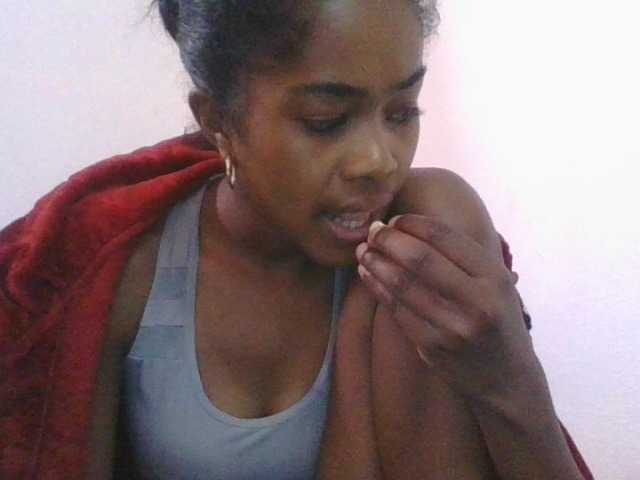 Phaniah1a live cam on BongaCams