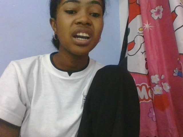 Phaniah1a live cam on BongaCams