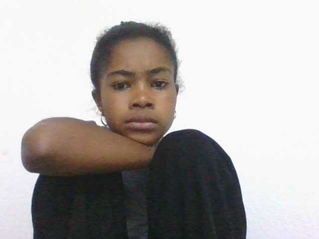 Phaniah1a live cam on BongaCams