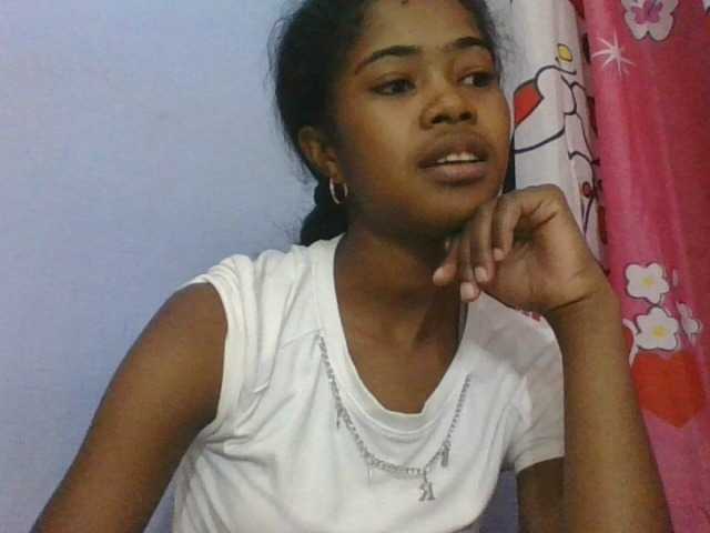 Phaniah1a live cam on BongaCams