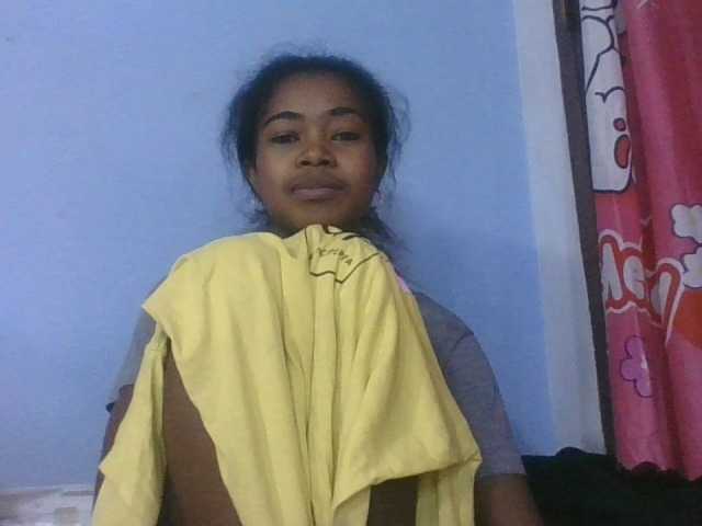 Phaniah1a live cam on BongaCams