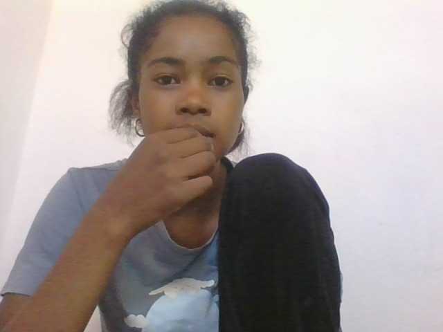 Phaniah1a live cam on BongaCams