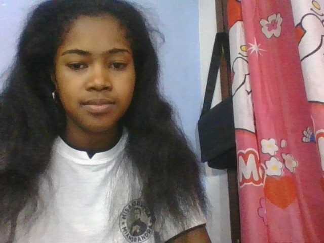 Phaniah1a live cam on BongaCams
