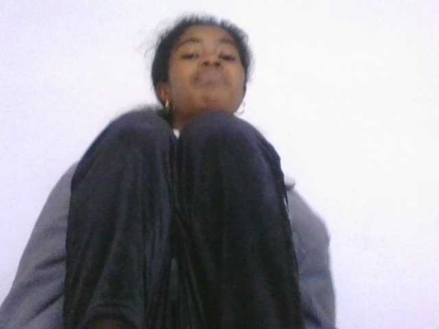 Phaniah1a live cam on BongaCams