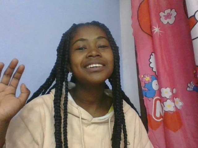 Phaniah1a live cam on BongaCams