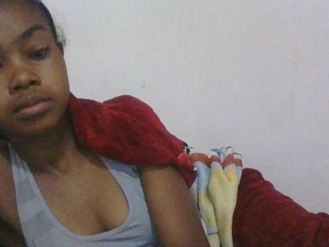 Phaniah1a live cam on BongaCams