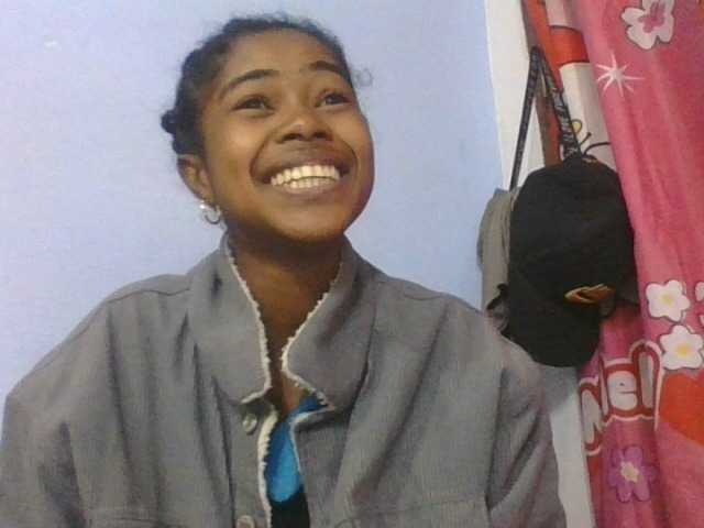 Phaniah1a live cam on BongaCams