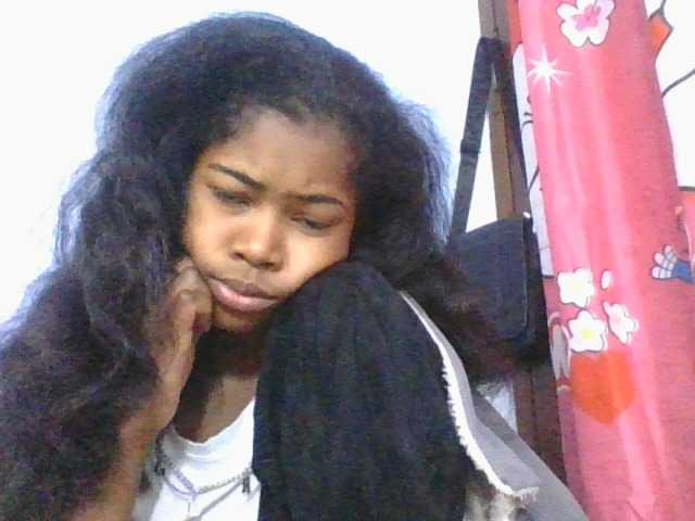 Phaniah1a live cam on BongaCams