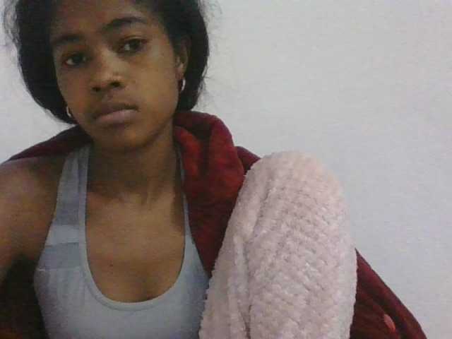 Phaniah1a live cam on BongaCams