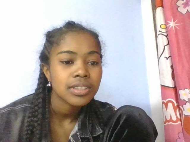 Phaniah1a live cam on BongaCams