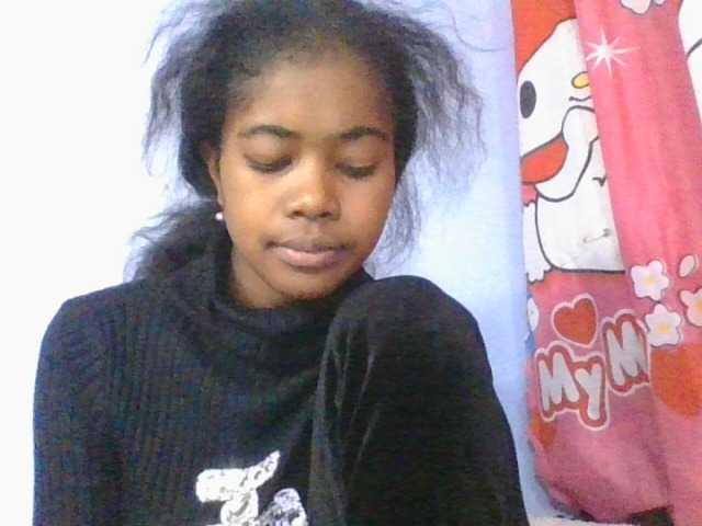 Phaniah1a live cam on BongaCams
