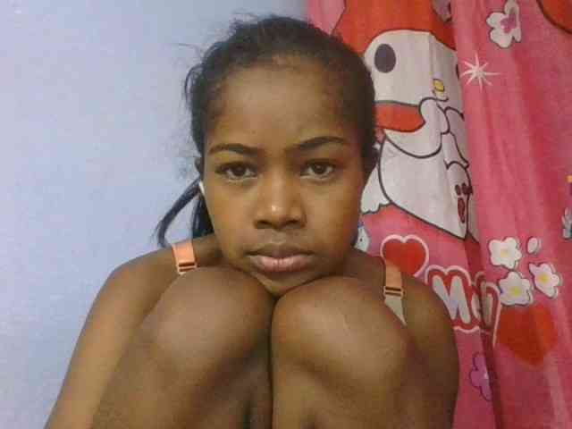 Phaniah1a Live Webcam on BongaCams