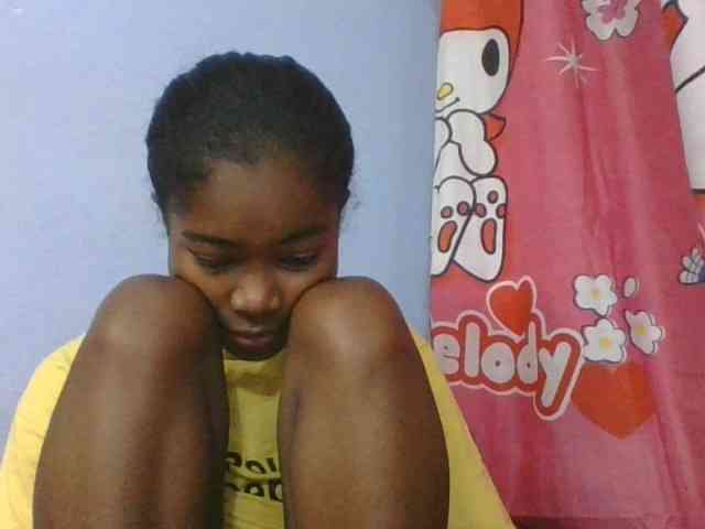 Phaniah1a's cam show statistics and live stream