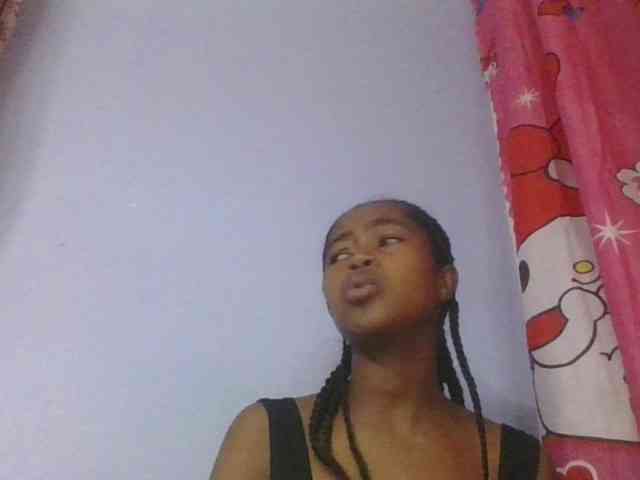 Phaniah1a Live Webcam on BongaCams