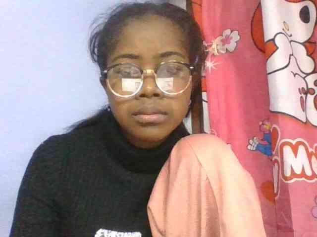Modèle: Phaniah1a