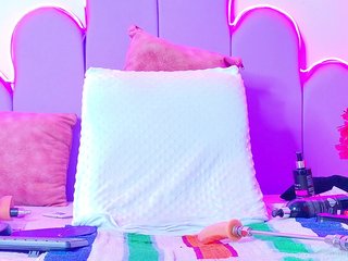 Candy-Mari Porn Show