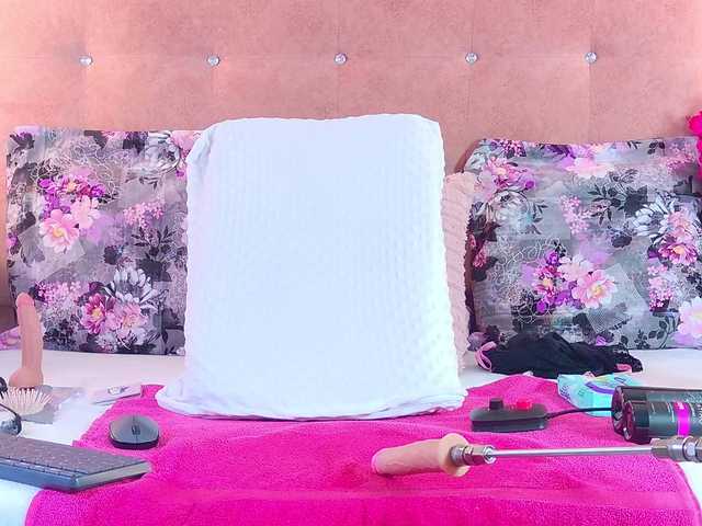 Candy-Mari live cam on BongaCams