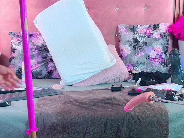 Candy-Mari live cam on BongaCams