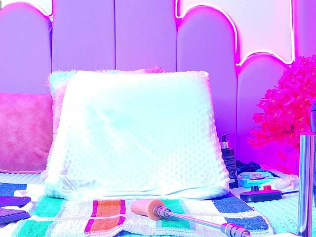Candy-Mari live cam on BongaCams